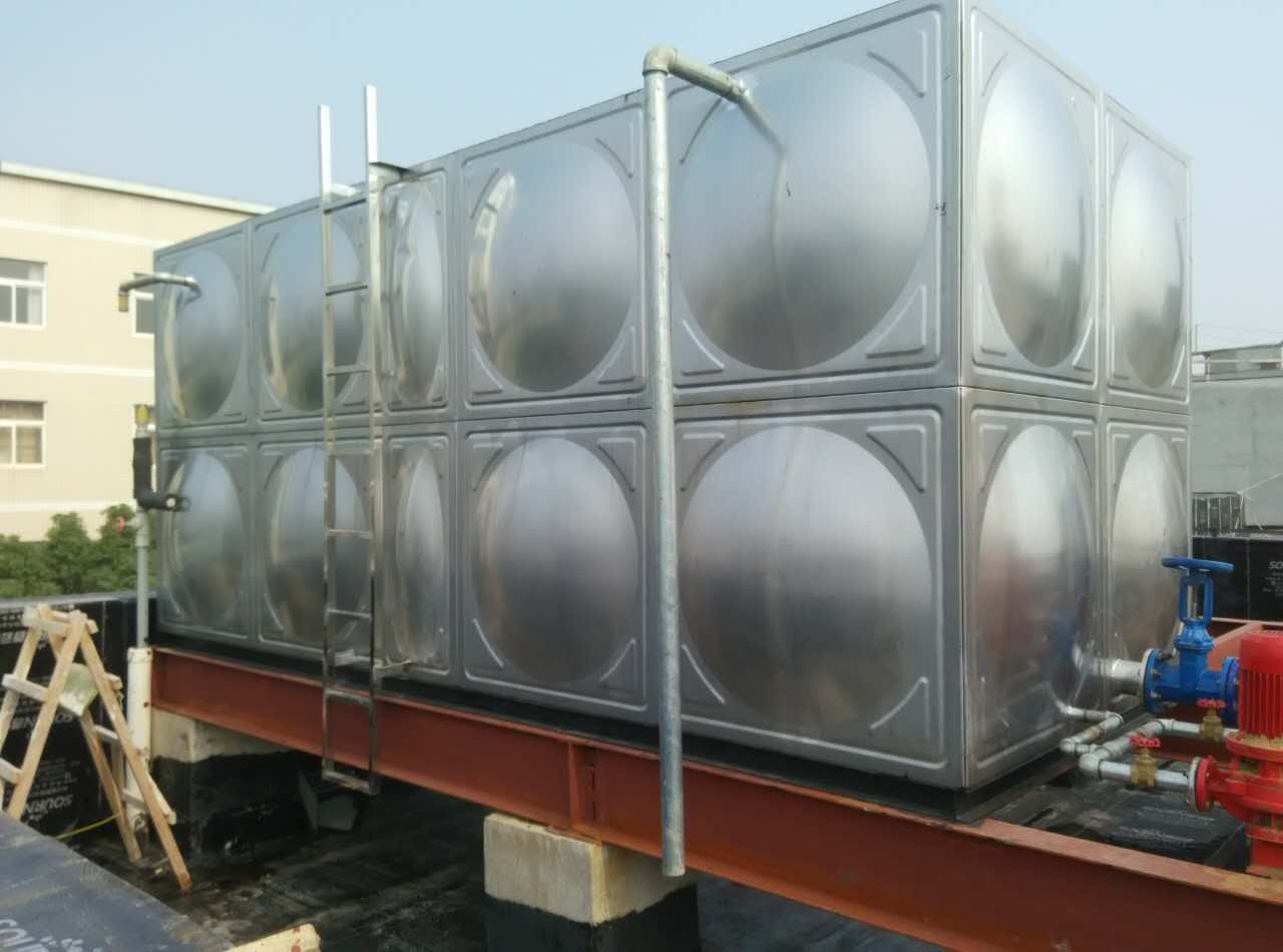 不銹鋼保溫水箱 不銹鋼保溫水箱