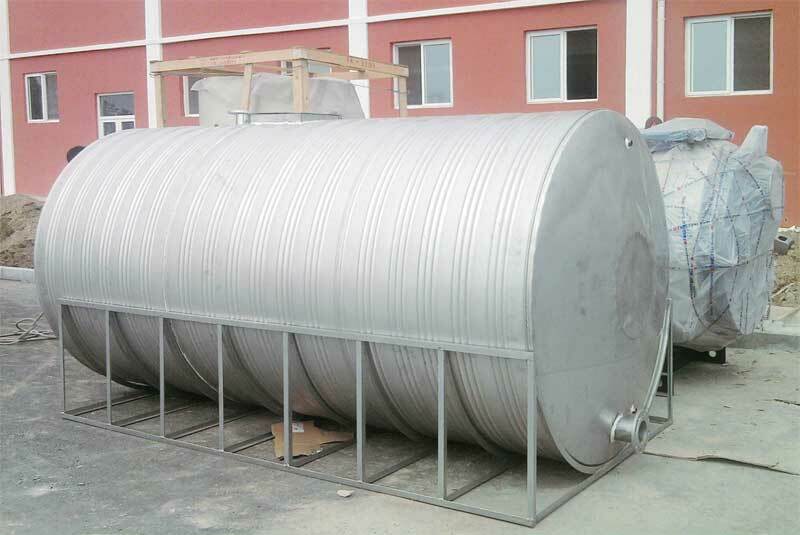 根據(jù)不銹鋼水箱的形狀該有哪些分類